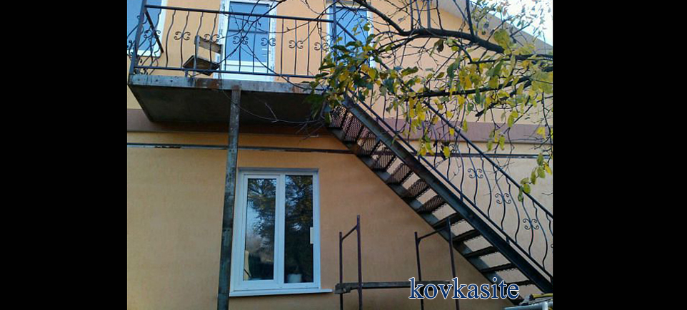 кованые металлические лестницы в москве №10
